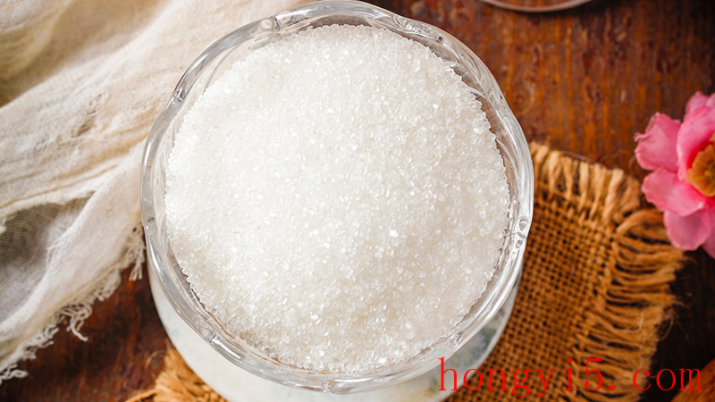 冰糖和白砂糖的区别 冰糖用什么原料做的