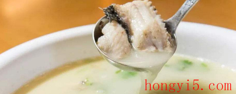 如何煮出奶白色的鱼汤 鱼汤怎么熬出奶白