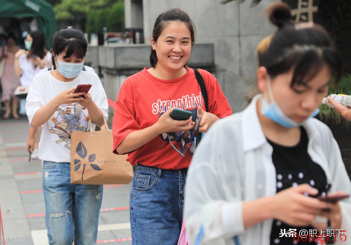 5年服务期的乡镇公务员未来在哪（乡镇公务员5年后去哪）(图4)