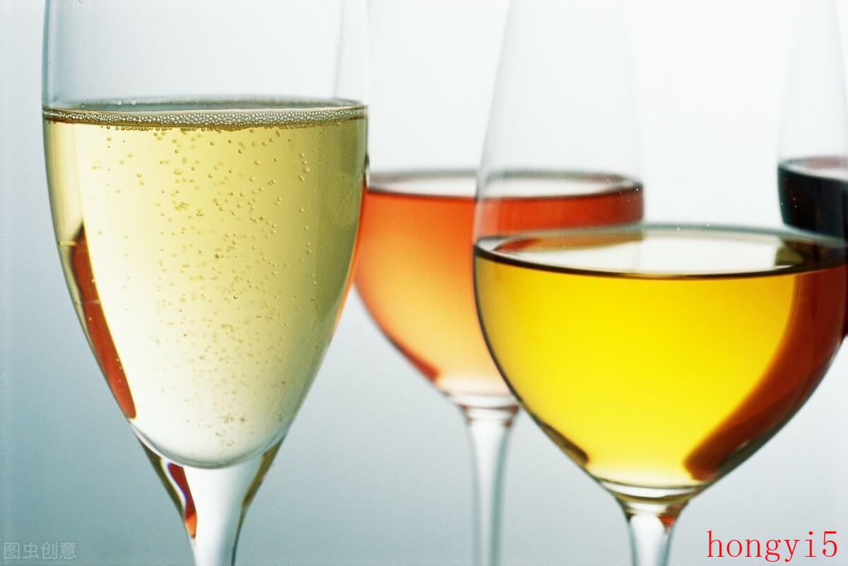 干白和干红葡萄酒哪个好喝（干白葡萄酒和干红葡萄酒的区别）(图2)