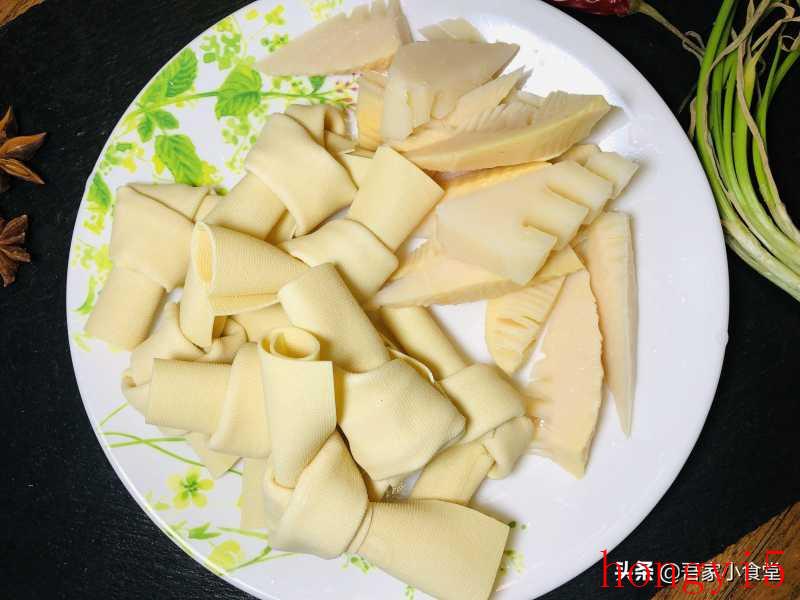 江南腌笃鲜做法（腌笃鲜的食材有哪些）(图6)