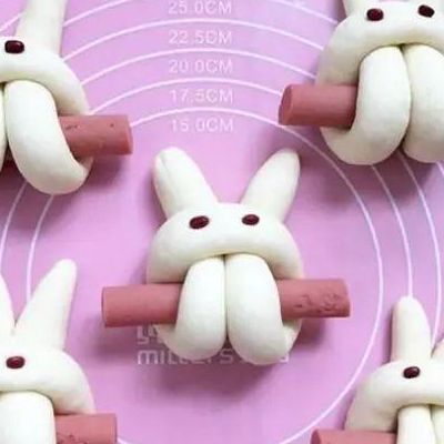 香肠兔子馒头卷简单做法  适合什么年龄